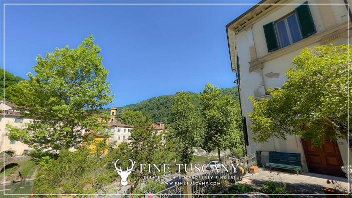 Image No.5-7 Bed House for sale