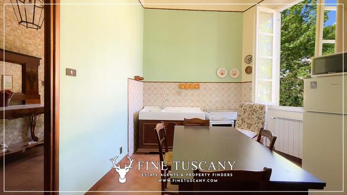 Image No.14-7 Bed House for sale