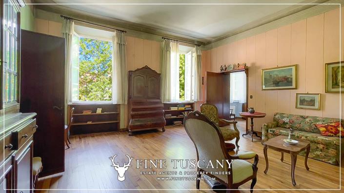 Image No.21-7 Bed House for sale