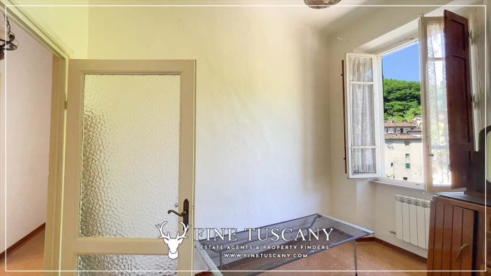 Image No.46-7 Bed House for sale