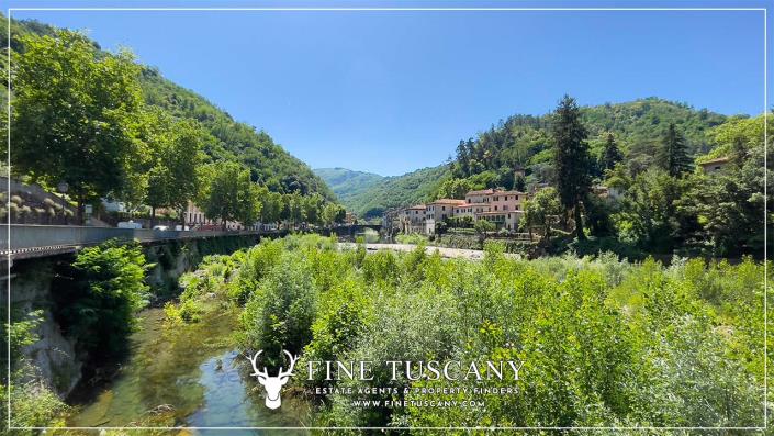 Image No.54-7 Bed House for sale