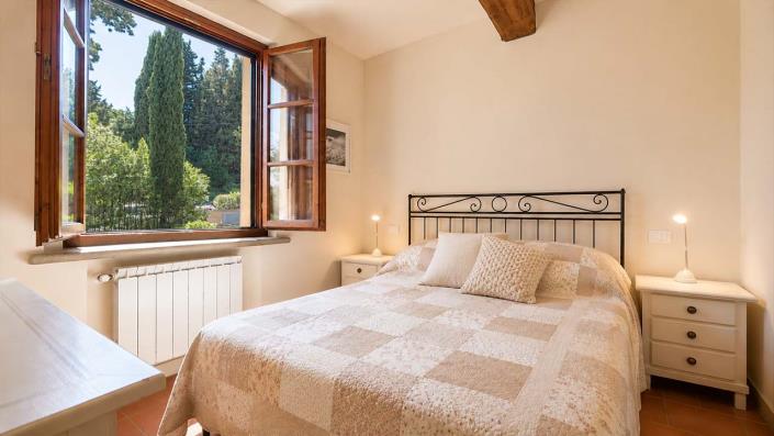 Image No.18-2 Bed Apartment for sale