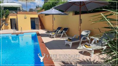 Country-House-with-land-and-pool-for-sale-near-Pistoia-Tuscany-Italy-12