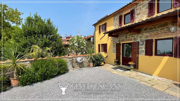 Image No.14-3 Bed Country House for sale