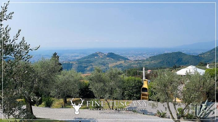 Image No.16-3 Bed Country House for sale