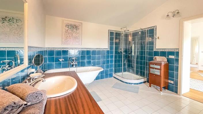 Image No.46-3 Bed Country House for sale