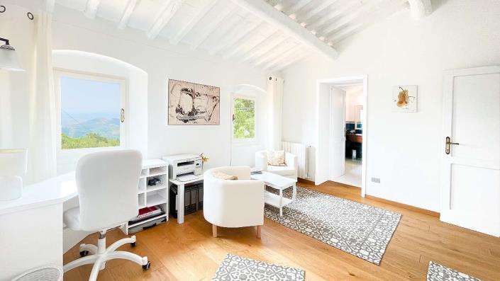 Image No.53-3 Bed Country House for sale