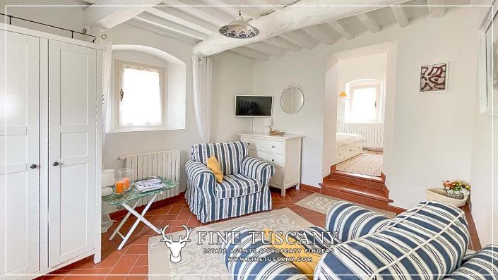 Image No.40-3 Bed Country House for sale