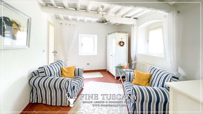 Image No.37-3 Bed Country House for sale