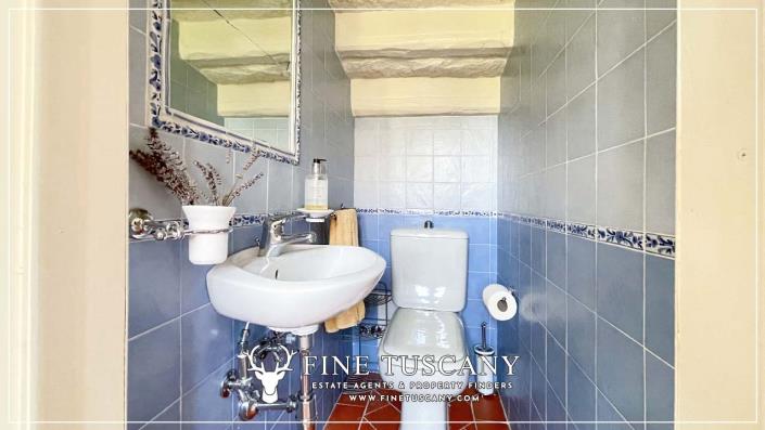 Image No.39-3 Bed Country House for sale