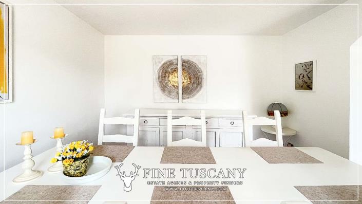 Image No.27-3 Bed Country House for sale