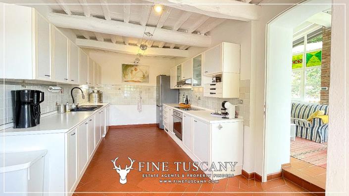 Image No.33-3 Bed Country House for sale