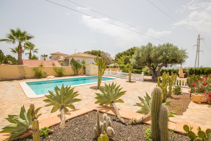 Image No.21-4 Bed Villa for sale