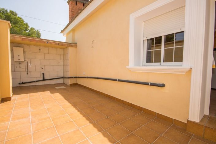 Image No.28-4 Bed Villa for sale