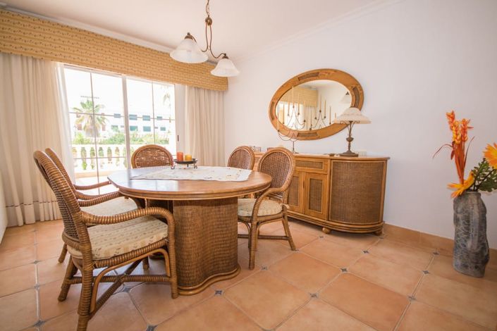 Image No.8-4 Bed Villa for sale