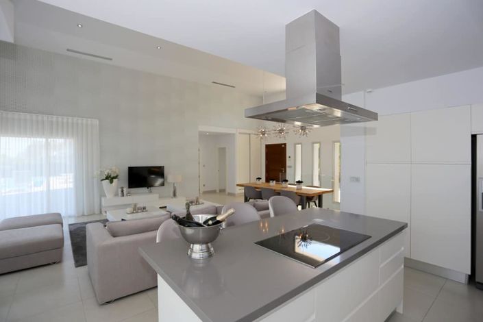 Image No.13-5 Bed Villa for sale