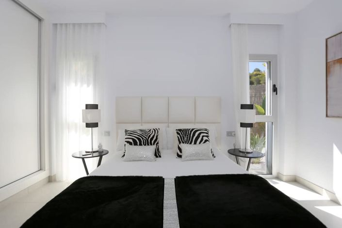 Image No.18-5 Bed Villa for sale