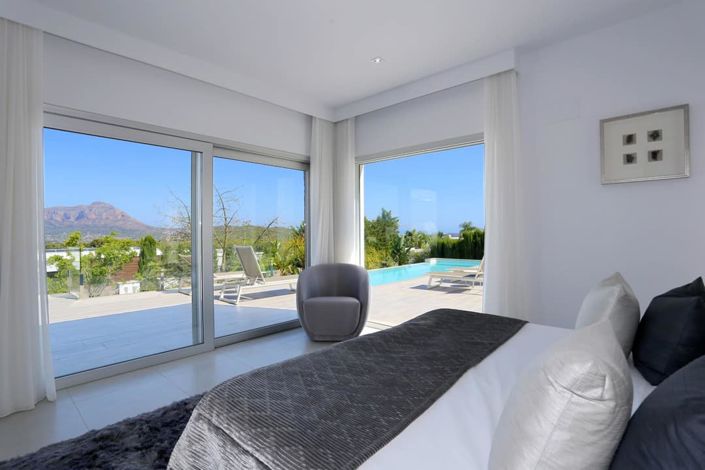 Image No.20-5 Bed Villa for sale