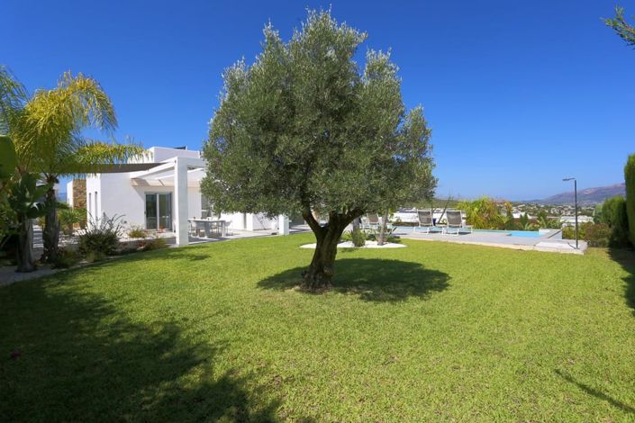 Image No.3-5 Bed Villa for sale