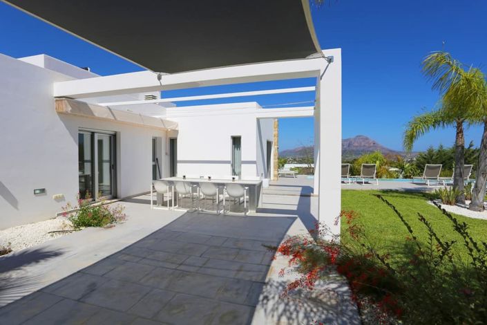 Image No.8-5 Bed Villa for sale