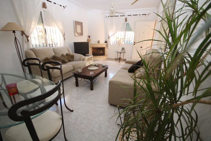 Image No.36-3 Bed Villa for sale