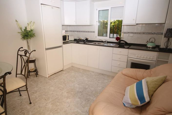 Image No.9-3 Bed Villa for sale