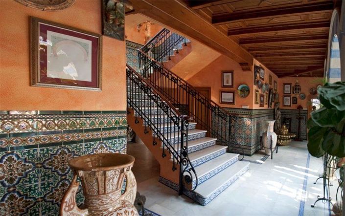 Image No.10-5 Bed Villa for sale