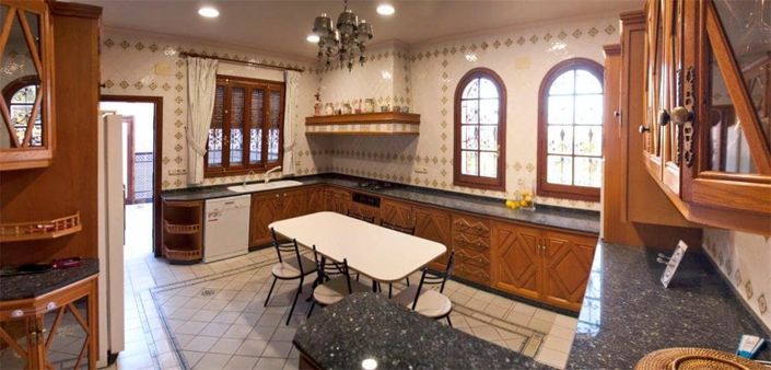 Image No.3-5 Bed Villa for sale