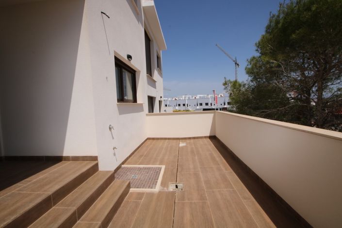 Image No.14-2 Bed Apartment for sale