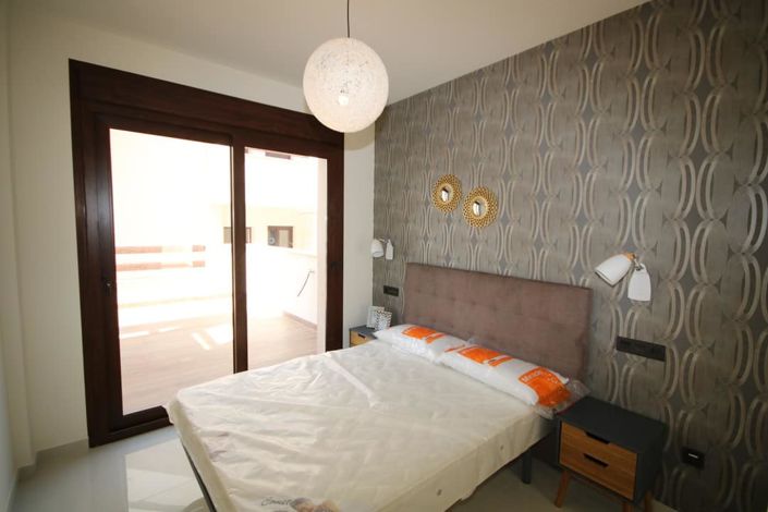 Image No.15-2 Bed Apartment for sale