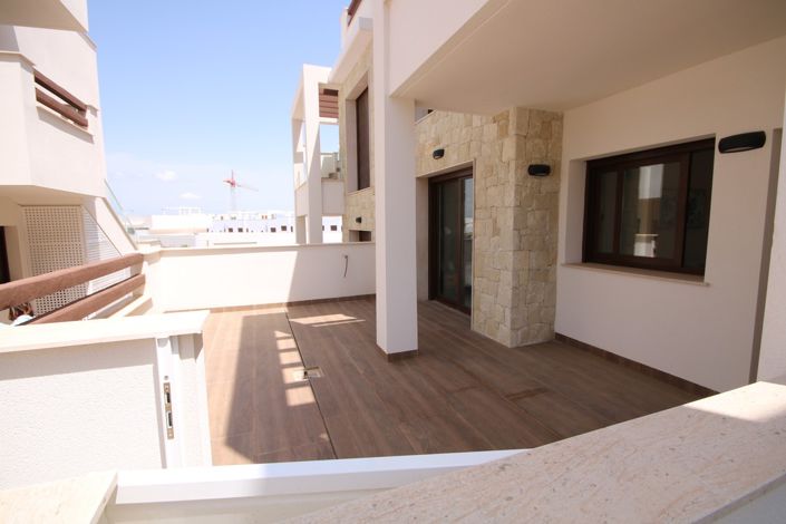 Image No.8-2 Bed Apartment for sale