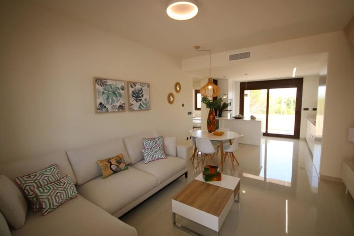 Image No.9-2 Bed Apartment for sale