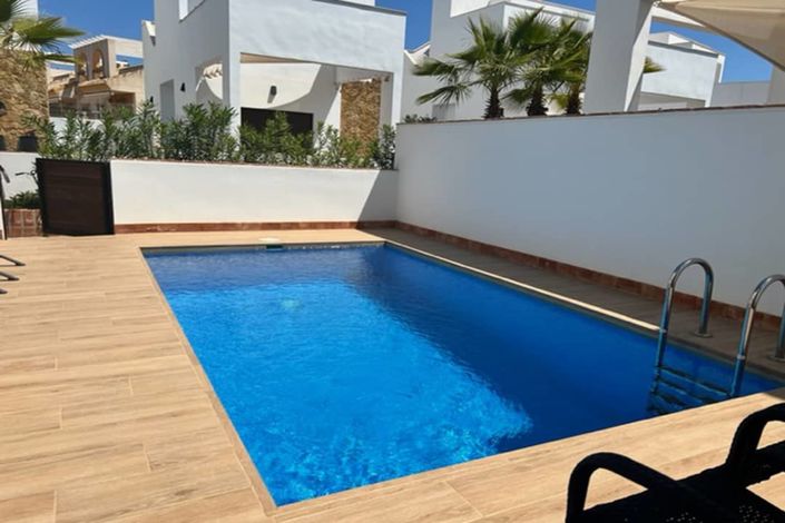 Image No.1-3 Bed Villa for sale