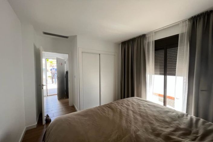 Image No.17-3 Bed Villa for sale