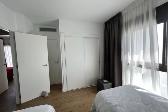 Image No.26-3 Bed Villa for sale