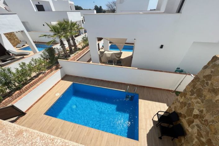 Image No.33-3 Bed Villa for sale