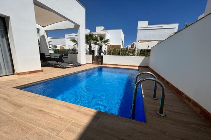 Image No.34-3 Bed Villa for sale