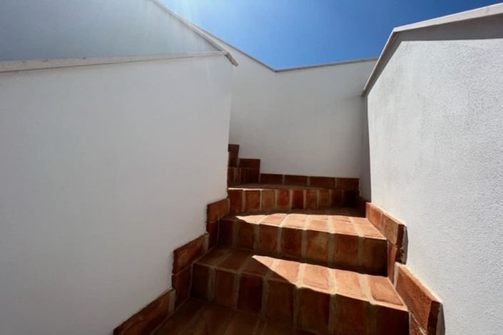 Image No.35-3 Bed Villa for sale