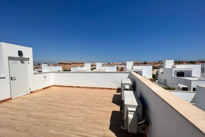 Image No.38-3 Bed Villa for sale