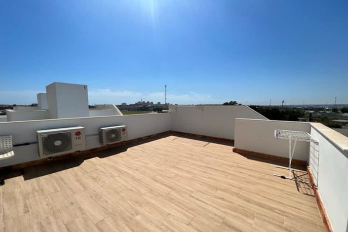 Image No.39-3 Bed Villa for sale