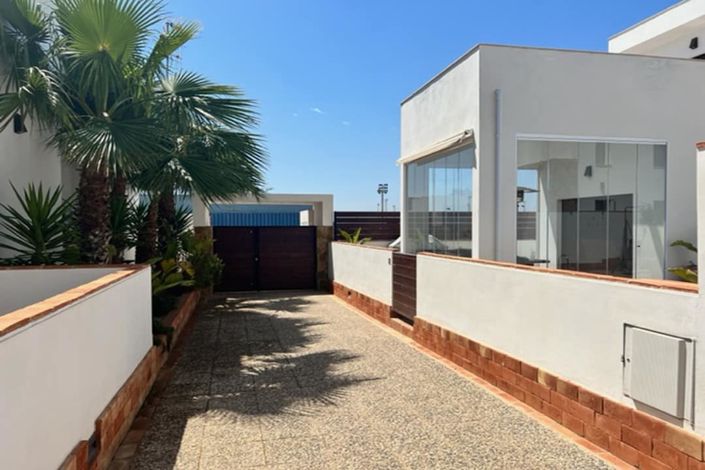 Image No.45-3 Bed Villa for sale