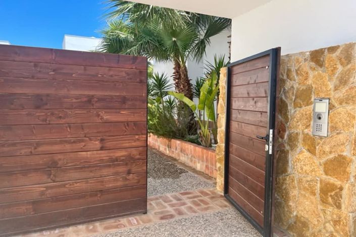 Image No.47-3 Bed Villa for sale