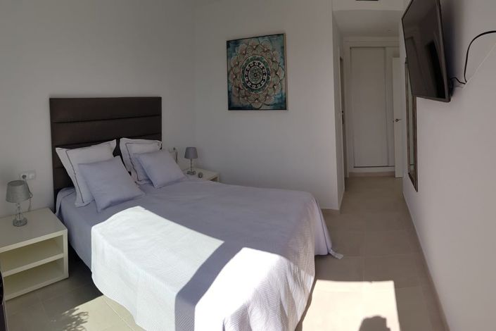 Image No.12-2 Bed Apartment for sale