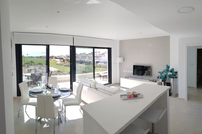 Image No.4-2 Bed Apartment for sale