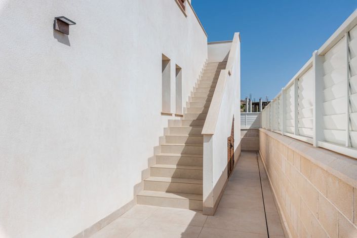 Image No.8-3 Bed Villa for sale