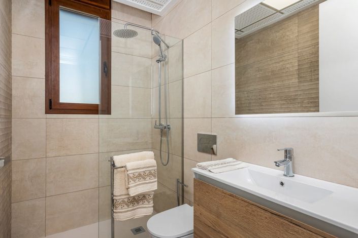 Image No.23-3 Bed Villa for sale