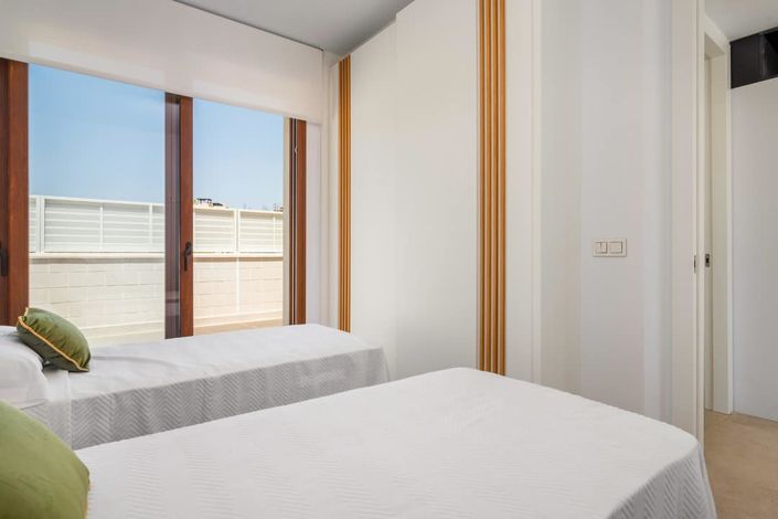 Image No.27-3 Bed Villa for sale