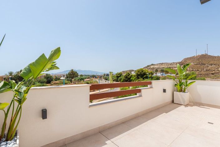 Image No.6-3 Bed Villa for sale