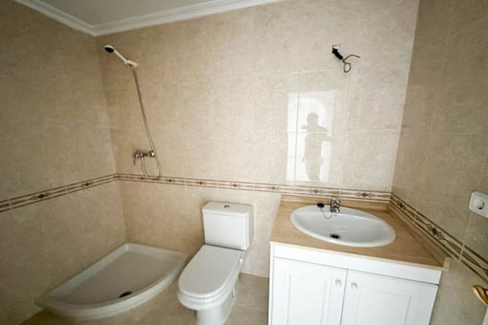 Image No.23-2 Bed Apartment for sale