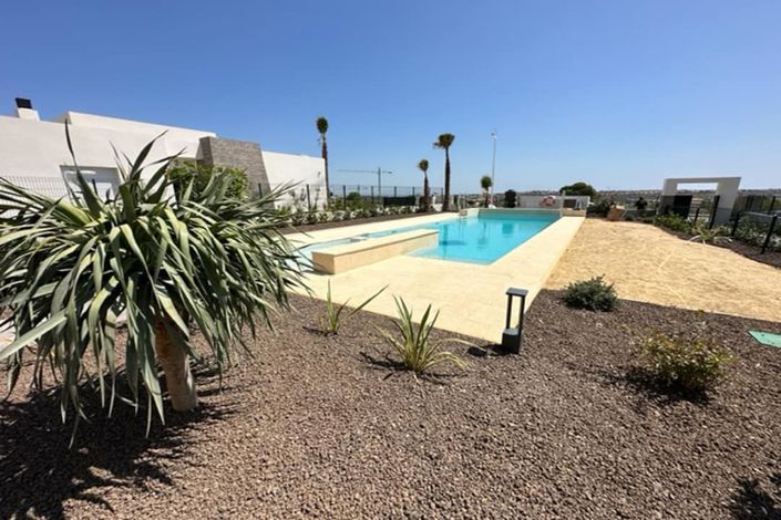 Image No.12-Appartement de 2 chambres à vendre à La Finca